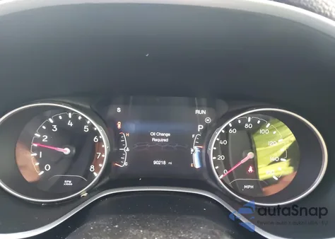 2018 Jeep Compass Latitude 4X4 из США, поврежденный, VIN 3C4NJDBB3JT180538